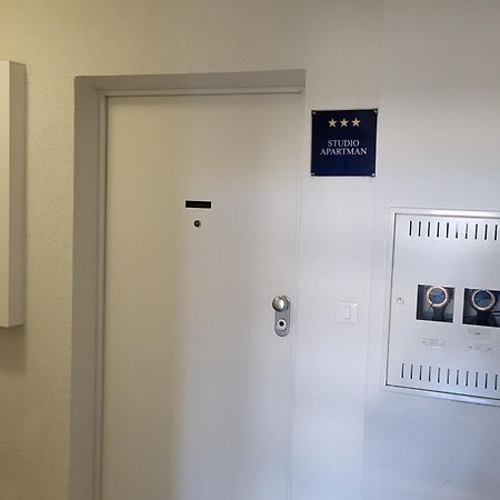 Studio Apartman Ana ザグレブ エクステリア 写真