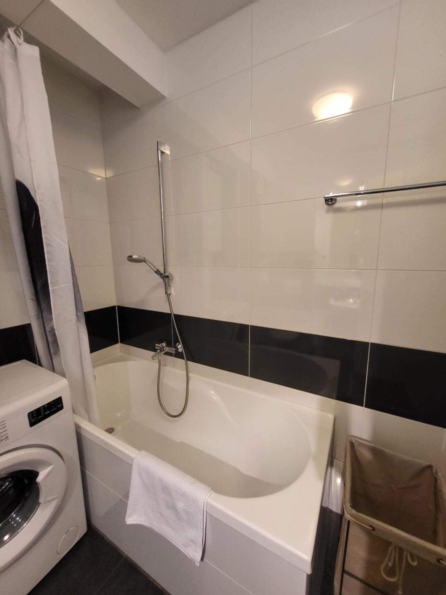 Studio Apartman Ana ザグレブ エクステリア 写真